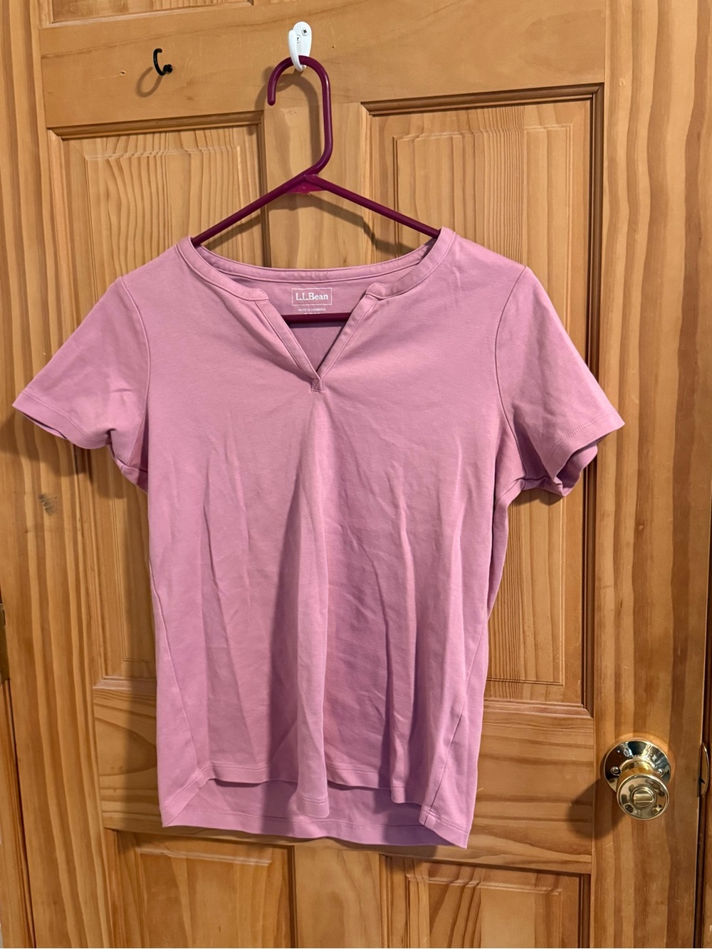 L.L. Bean Women's Dusty Rose Short-Sleeve Split V-Neck Tee